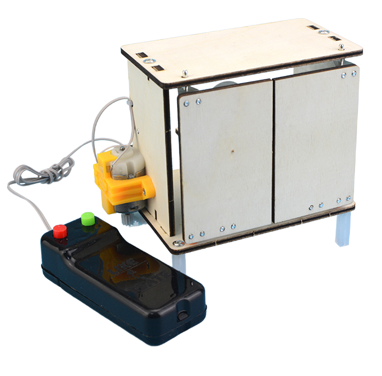 Door-opening Insect Robot